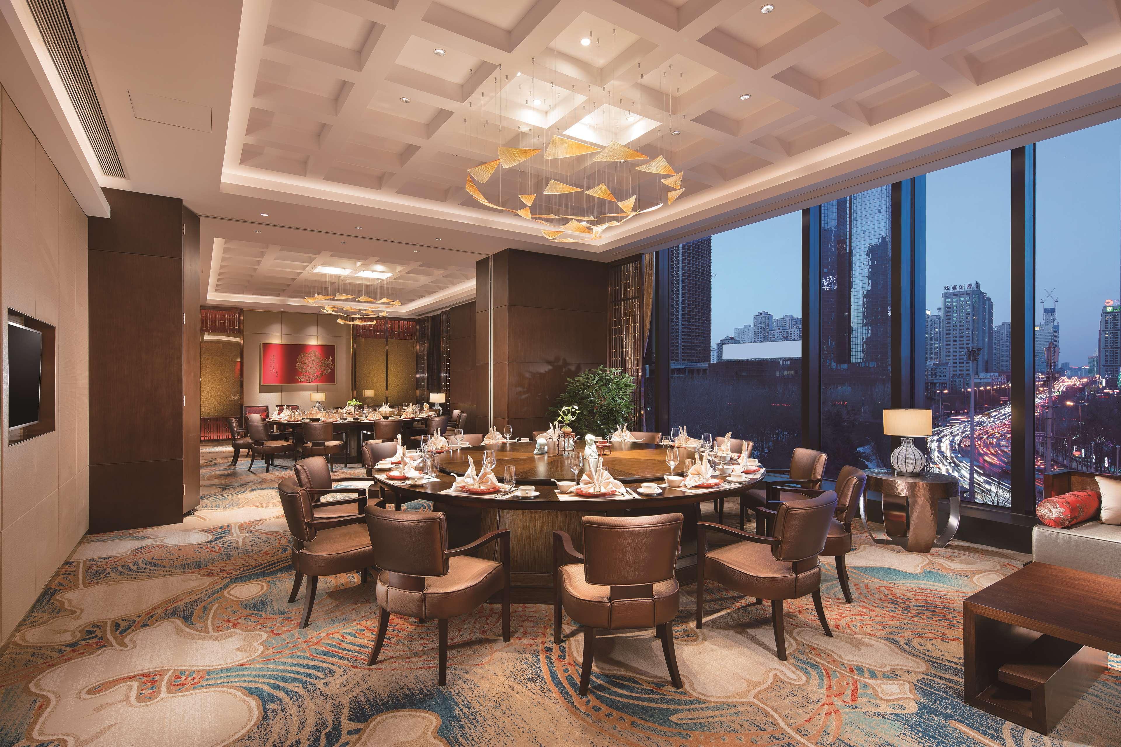 Hilton Shenyang Hotel Bagian luar foto