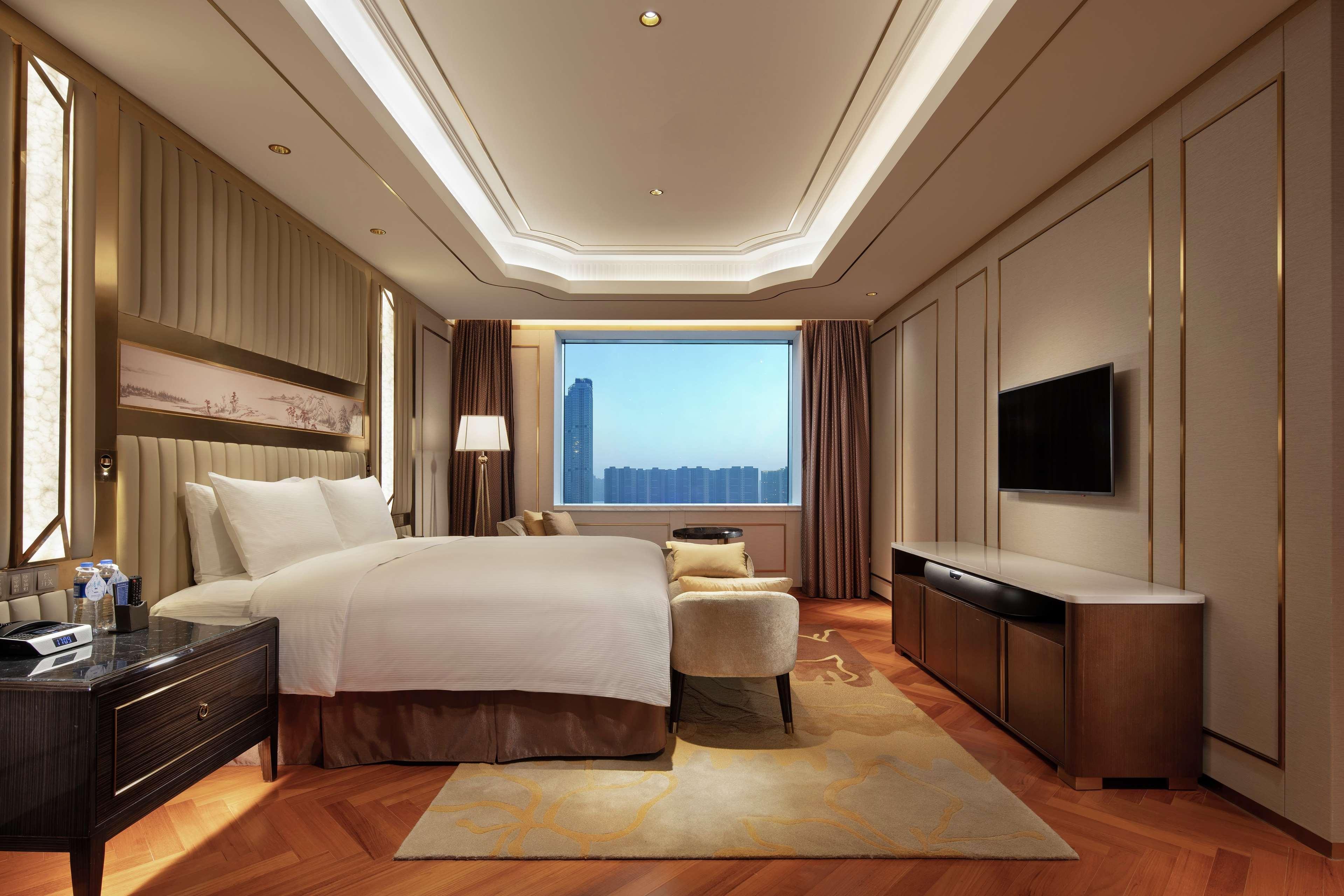Hilton Shenyang Hotel Bagian luar foto