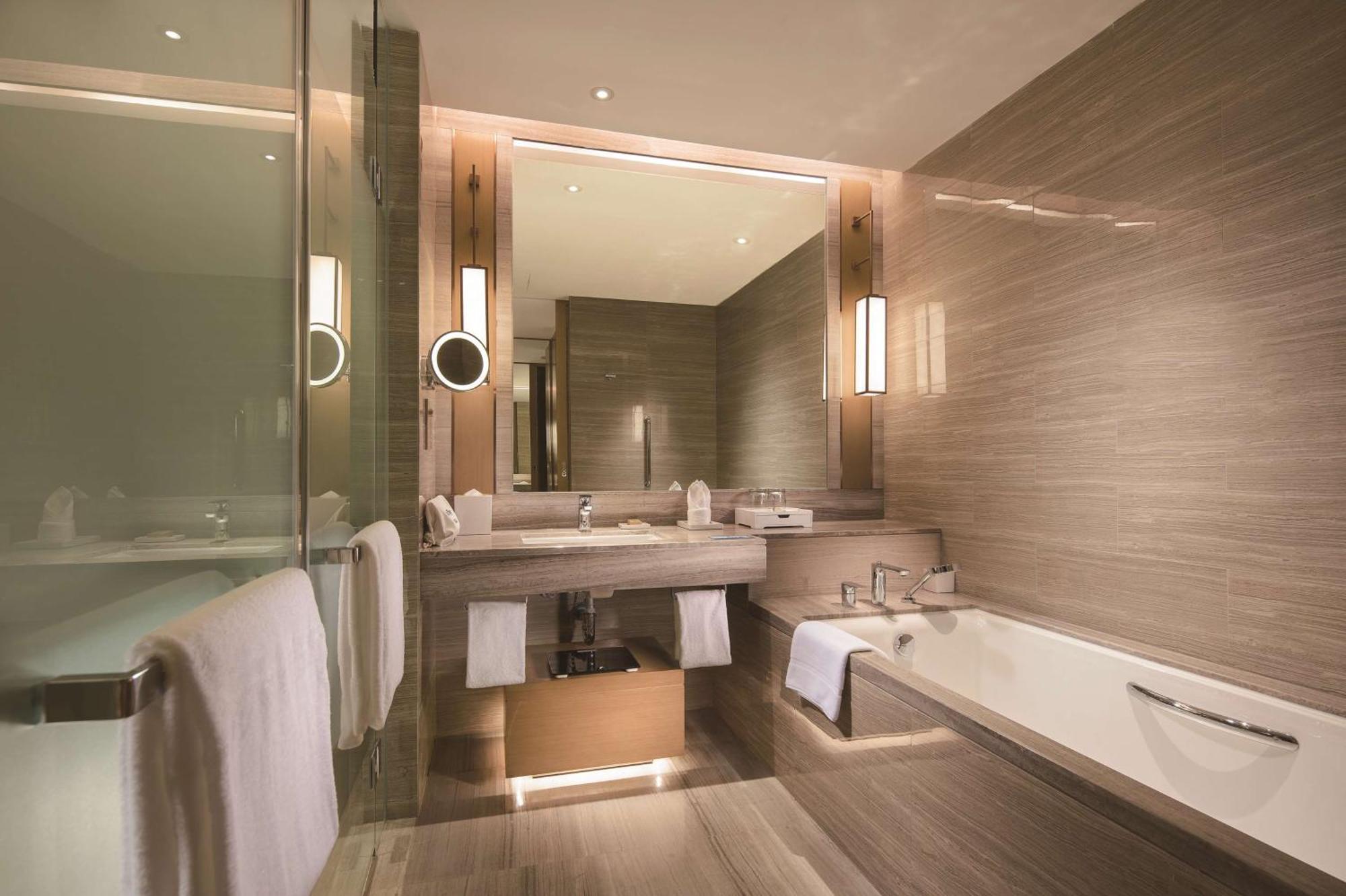 Hilton Shenyang Hotel Bagian luar foto